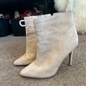 Marc Fisher 6.5 4 inch boots